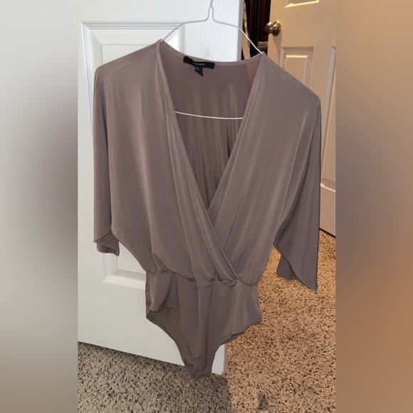 Forever 21 Tops - Forever 21 taupe bodysuit